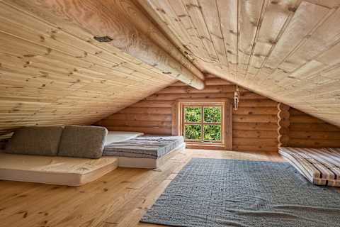 ✨ Cozy Loft for All Ages
The spacious loft is a cozy retreat where kids can play, adults can unwind, and everyone can enjoy memorable moments together.