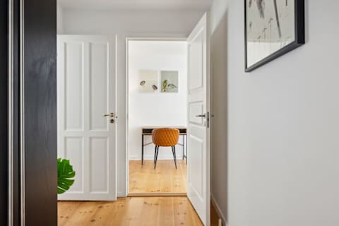 A calm and comfortable spot perfect for working in peace — ideal for focused mornings, remote work or planning your day in a quiet and inspiring setting