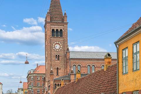Take a stroll through lively streets with cafés, shops, and local life just minutes away.