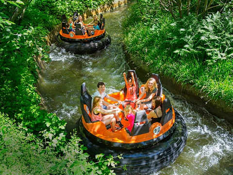 🎢 Family Fun at BonBon-Land
Enjoy a fun-filled day at BonBon-Land, just a 30-minute drive from the cabin.