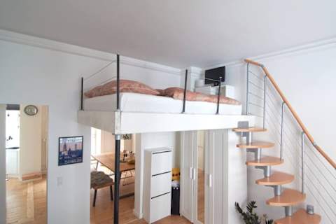 Cozy Sleeping Loft