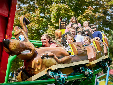 🎢 Family Fun at BonBon-Land
Enjoy a fun-filled day at BonBon-Land, just a 30-minute drive from the cabin.