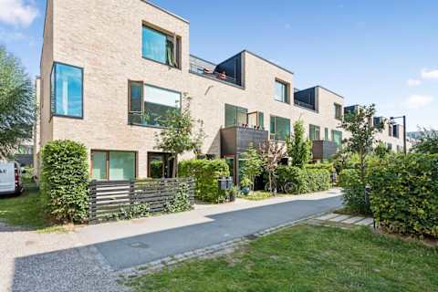 Your charming townhouse