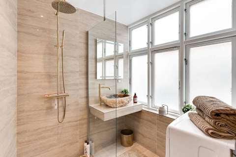 High end Bathroom Italiens Tiles