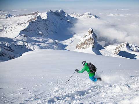 Surrounded by some of the most beautiful mountain scenery in Switzerland, Engelberg offers world-class skiing, breathtaking hiking trails, crystal-clear alpine lakes, and unforgettable experiences in every season.
