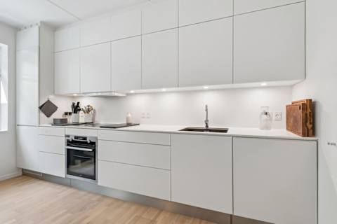 Open-Plan Kitchen & Dining Area