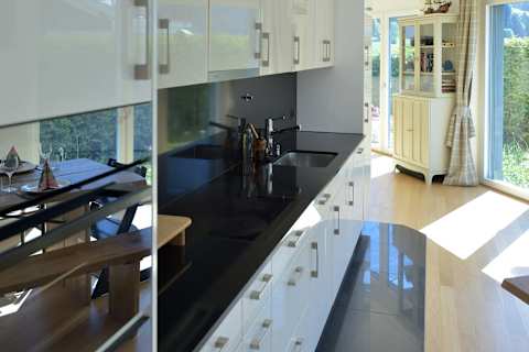Spacious and fully equipped kitchen with plenty of room to cook, gather, and enjoy meals together. Whether you're preparing breakfast before a day on the slopes or a cozy dinner with family and friends, this bright kitchen is designed to bring everyo